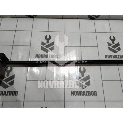 Накладка стекла переднего правого Fiat Albea 2003 +