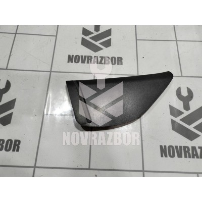 Накладка двери задней правой Fiat Albea 2003 + Накладка двери задней правой Fiat Albea 2003 +