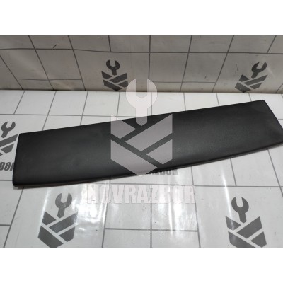 Накладка (кузов внутри) Mazda 323 BA 94-98