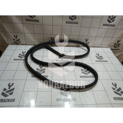 Уплотнитель двери LADA VESTA 15-19