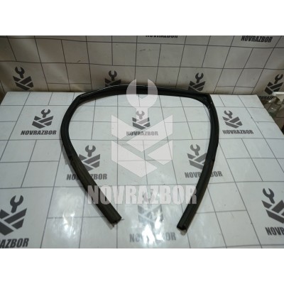 Уплотнитель стекла двери LADA VESTA 15-19