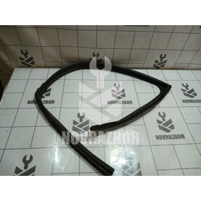 Уплотнитель стекла двери LADA VESTA 15-19 Уплотнитель стекла двери LADA VESTA 15-19