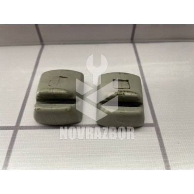 Крючок солнцезащитного козырька Ford Focus 1 1998-2004 Крючок солнцезащитного козырька Ford Focus 1 1998-2004