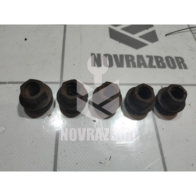 Гайка ступицы Ford Transit 06-13