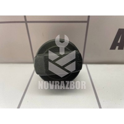 Крышка топливного бака VW Passat B5 96-00 Крышка топливного бака VW Passat B5 96-00