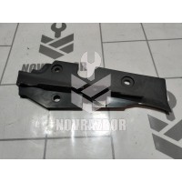 Накладка переднего крыла левого Renault Clio 3  2005-2012