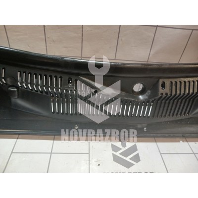 Решетка стеклоочистителя Fiat Albea 2003 +