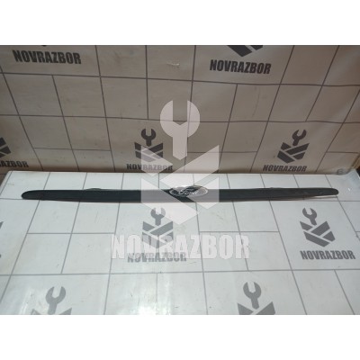 Накладка крышки багажника Ford Focus 1 1998-2004 Накладка крышки багажника Ford Focus 1 1998-2004