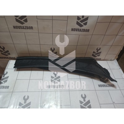 Решетка стеклоочистителя Ford Focus 1 1998-2004 Решетка стеклоочистителя Ford Focus 1 1998-2004