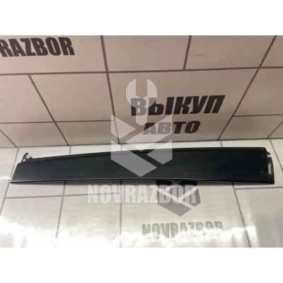 Накладка двери передней правой Ford Focus 1 1998-2004 Накладка двери передней правой Ford Focus 1 1998-2004