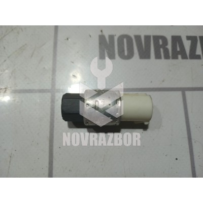 Датчик кондиционера Ford Focus 1 1998-2004 Датчик кондиционера Ford Focus 1 1998-2004