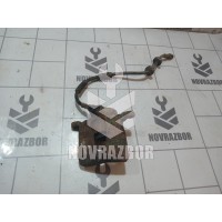 Суппорт передний правый Fiat Albea 2003 +