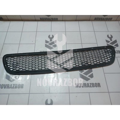 Решетка в бампер центральная Fiat Albea 2003 +