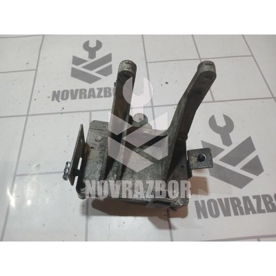 Кронштейн (сопут. товар) Fiat Albea 2003 + Кронштейн (сопут. товар) Fiat Albea 2003 +