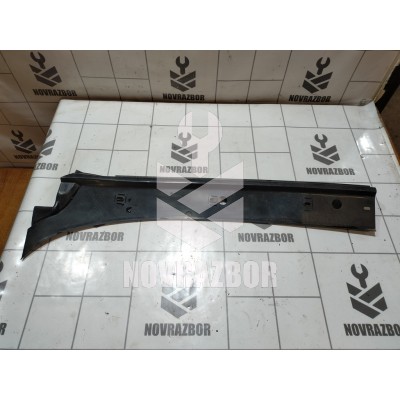 Водосток Volvo 440 1992-1994