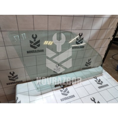 Стекло двери передней правой Volvo 440 1992-1994 Стекло двери передней правой Volvo 440 1992-1994