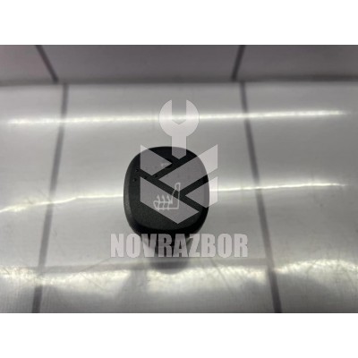 Кнопка обогрева сидений Ford Focus 1 1998-2004 Кнопка обогрева сидений Ford Focus 1 1998-2004
