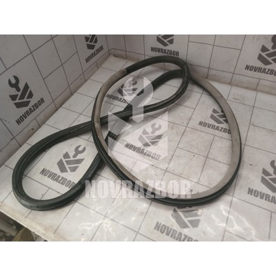 Уплотнитель двери VW Passat B5 96-00 Уплотнитель двери VW Passat B5 96-00