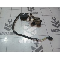 Замок двери задней левой Volvo 440 1992-1994