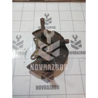 Кулак поворотный передний левый Volvo 440 1992-1994