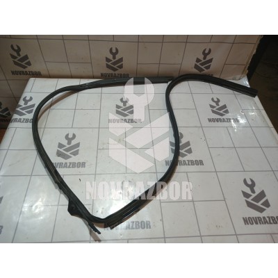 Уплотнитель Ford Focus 1 1998-2004 Уплотнитель Ford Focus 1 1998-2004