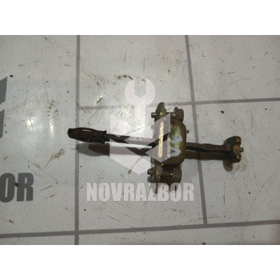 Ограничитель двери VW Passat B3 1988-1993 Ограничитель двери VW Passat B3 1988-1993