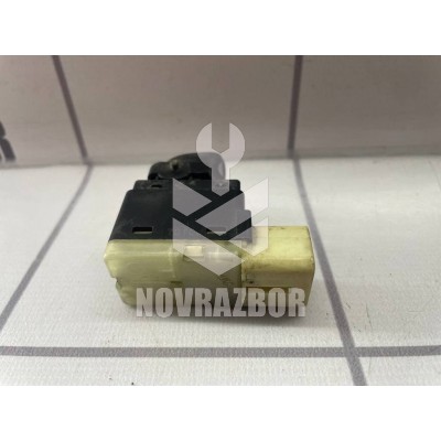 Кнопка стеклоподъемника Chevrolet Aveo T200 03-08