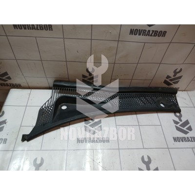 Решетка стеклоочистителя Ford Focus 1 1998-2004 Решетка стеклоочистителя Ford Focus 1 1998-2004