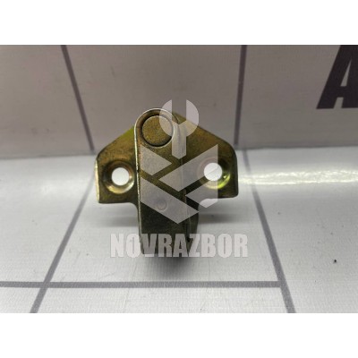 Ответная часть замка двери Ford Focus 1 1998-2004 Ответная часть замка двери Ford Focus 1 1998-2004