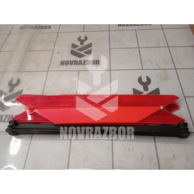 Знак аварийной остановки Nissan Primera P11 96-02