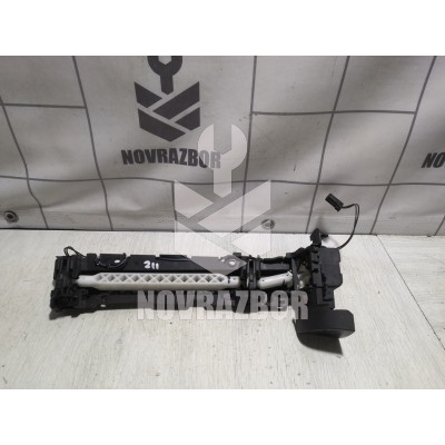 Замок бардачка Mercedes Benz W211 E-Class 2002-2009 Замок бардачка Mercedes Benz W211 E-Class 2002-2009