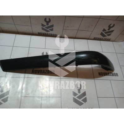 Молдинг заднего бампера левый VW Passat B5 96-00 Молдинг заднего бампера левый VW Passat B5 96-00