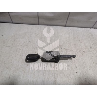Вставка замка двери Ford Focus 1 1998-2004 Вставка замка двери Ford Focus 1 1998-2004