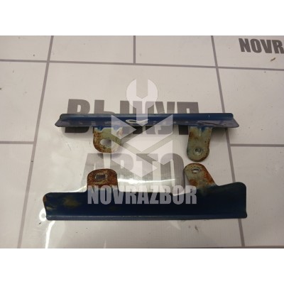 Кронштейн крепления крыла Renault Logan 2005-2014