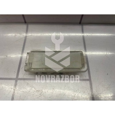 Плафон салонный Peugeot 307 2001-2008 Плафон салонный Peugeot 307 2001-2008