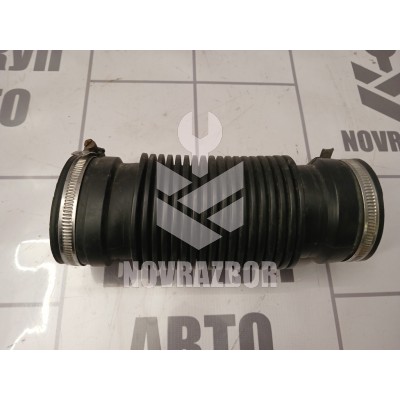 Патрубок воздушного фильтра Peugeot 307 2001-2008