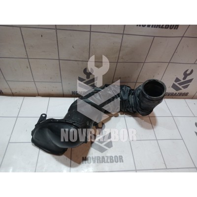 Патрубок воздушного фильтра Peugeot 307 2001-2008