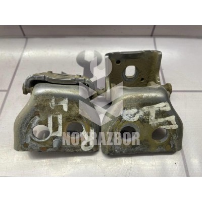 Петля двери Peugeot 307 2001-2008 Петля двери Peugeot 307 2001-2008
