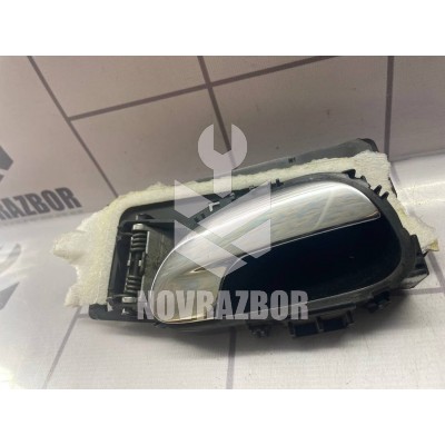 Ручка двери внутренняя правая Peugeot 307 2001-2008 Ручка двери внутренняя правая Peugeot 307 2001-2008