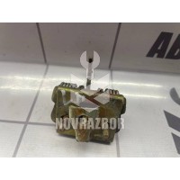 Ограничитель двери Peugeot 307 2001-2008