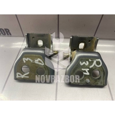 Петля двери Peugeot 307 2001-2008