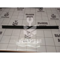 Уплотнитель стекла двери Renault Megane 3 09-16