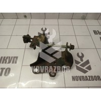 Кронштейн задней балки Renault Megane 3 09-16