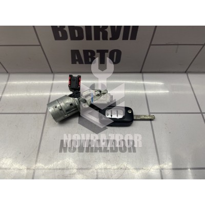 Замок зажигания Renault Megane 3 09-16