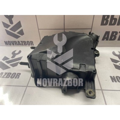 Корпус блока предохранителей Renault Megane 3 09-16 Корпус блока предохранителей Renault Megane 3 09-16