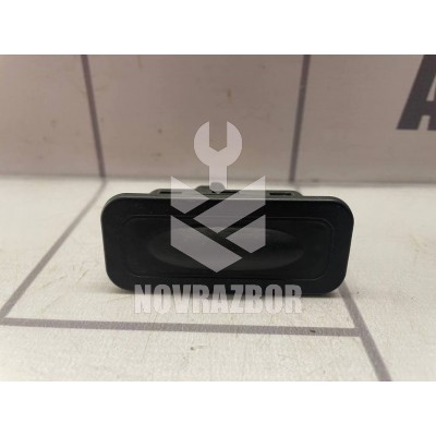 Кнопка открывания багажника Renault Megane 3 09-16