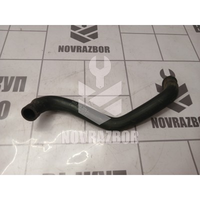 Патрубок отопителя Audi 80 90 B3 86-91 Патрубок отопителя Audi 80 90 B3 86-91