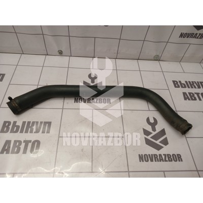 Патрубок радиатора Audi 80 90 B3 86-91 Патрубок радиатора Audi 80 90 B3 86-91