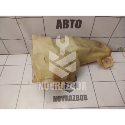 Бачок омывателя лобового стекла Audi 80 90 B3 86-91 Бачок омывателя лобового стекла Audi 80 90 B3 86-91