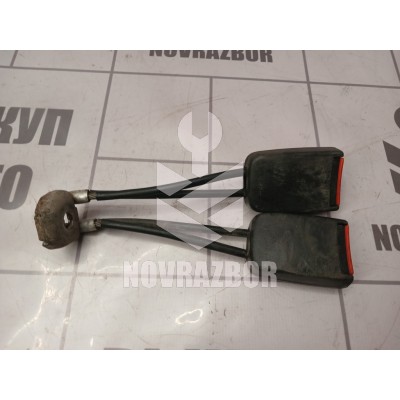 Ответная часть ремня безопасности Audi 80 90 B3 86-91 Ответная часть ремня безопасности Audi 80 90 B3 86-91